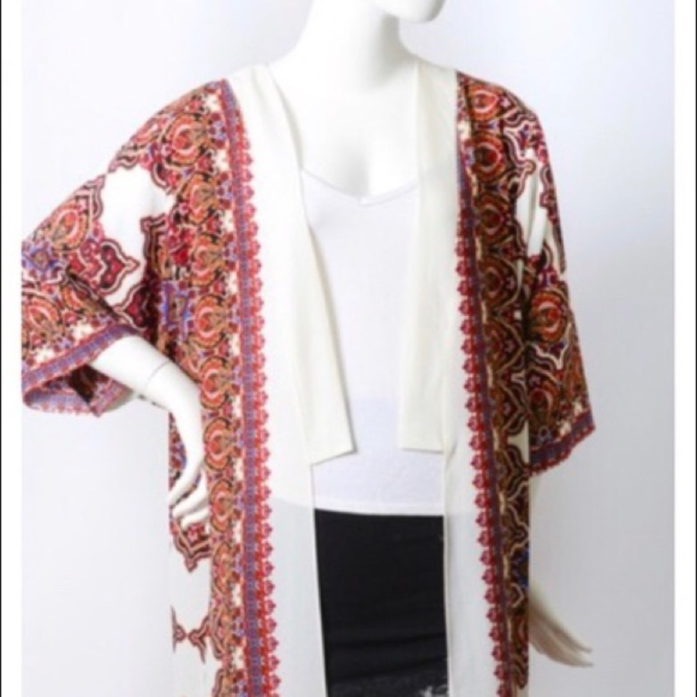 Beautiful kimono. New with tags.